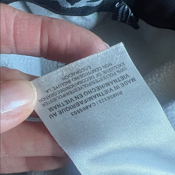 ⭐️ Nike Heather Gray Joggers - Picture 5 of 7